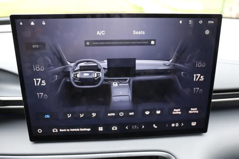 SUV koji ru&scaron;i predrasude: Izgleda skromno, ali iznutra skriva pravu tehnolo&scaron;ku zvijer