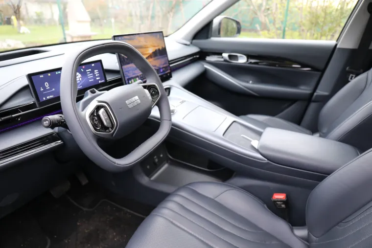 SUV koji ru&scaron;i predrasude: Izgleda skromno, ali iznutra skriva pravu tehnolo&scaron;ku zvijer