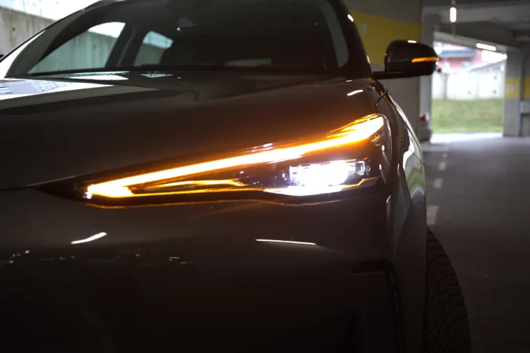 SUV koji ru&scaron;i predrasude: Izgleda skromno, ali iznutra skriva pravu tehnolo&scaron;ku zvijer