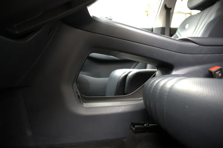 SUV koji ru&scaron;i predrasude: Izgleda skromno, ali iznutra skriva pravu tehnolo&scaron;ku zvijer