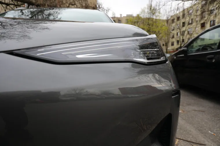 SUV koji ru&scaron;i predrasude: Izgleda skromno, ali iznutra skriva pravu tehnolo&scaron;ku zvijer