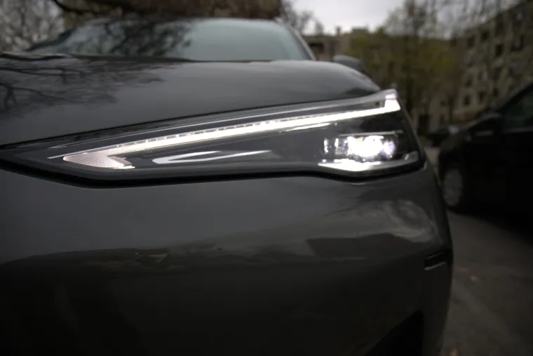 SUV koji ru&scaron;i predrasude: Izgleda skromno, ali iznutra skriva pravu tehnolo&scaron;ku zvijer