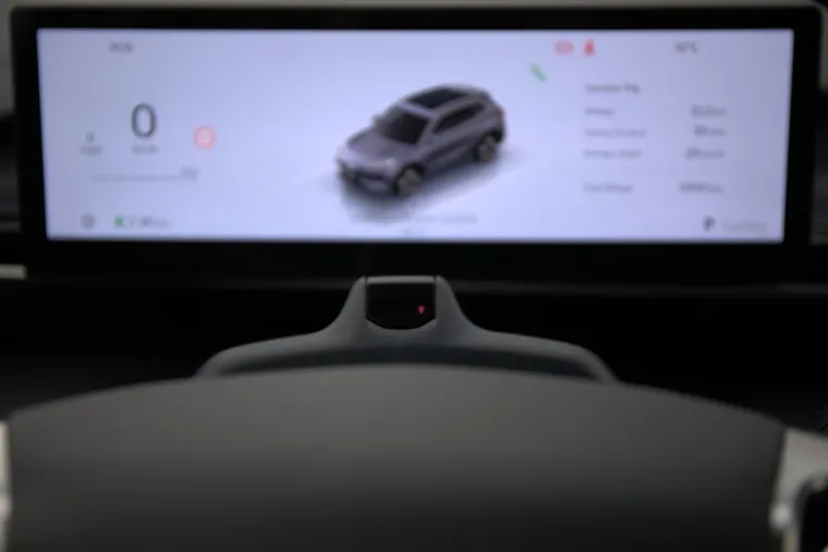 SUV koji ru&scaron;i predrasude: Izgleda skromno, ali iznutra skriva pravu tehnolo&scaron;ku zvijer