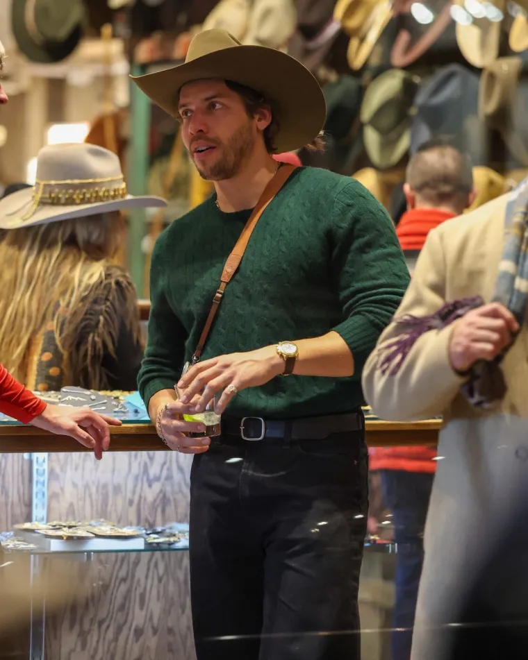 Arnoldov sin razbio konkurenciju: Mučio se s debljinom, a sada dominira očevom scenom