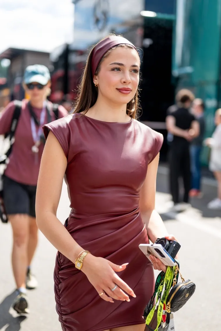 Tko je biv&scaron;a djevojka nove F1 senzacije? Kimija ostavila uoči utrke karijere, a evo čime se bavi