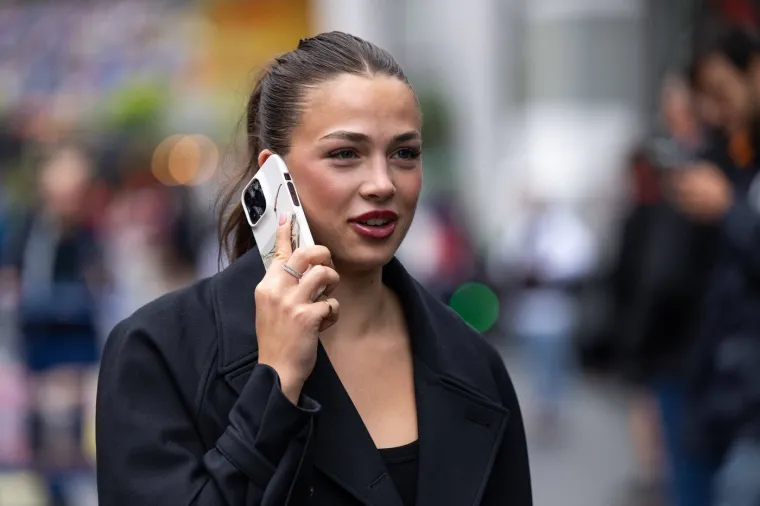 Tko je biv&scaron;a djevojka nove F1 senzacije? Kimija ostavila uoči utrke karijere, a evo čime se bavi