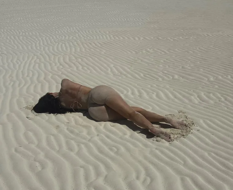 Opa! Kylie Jenner pratitelje 'počastila' vrućim fotografijama u bikiniju