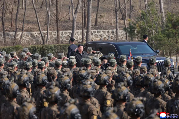 Pogledajte kakvu vojnu ma&scaron;ineriju je Kim testirao: Jeziva poruka poslana Zapadu