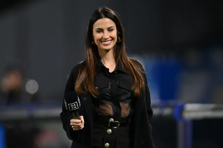 Fanovi odu&scaron;evljeni fotografijama zanosne novinarke i 11 godina mlađeg Modrićeva suigrača