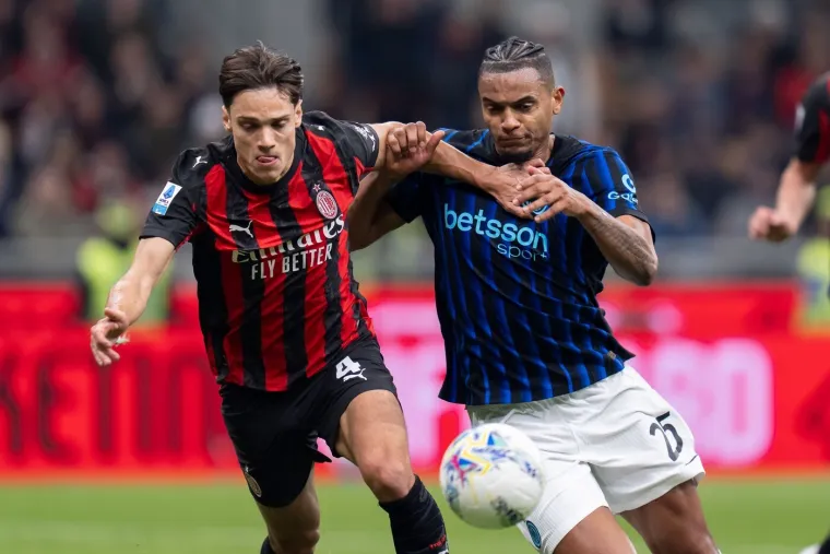 Fanovi odu&scaron;evljeni fotografijama zanosne novinarke i 11 godina mlađeg Modrićeva suigrača