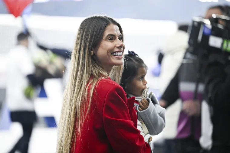 Tko je supruga brazilskog kapetana? Ljepotica koja je vi&scaron;e od 'žene nogometa&scaron;a'