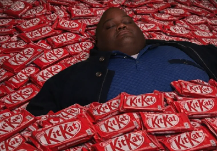 Jo&scaron; se ne zna tko je jamio 12 tona KitKata, zafrkanti napravili urnebesan popis osumnjičenih