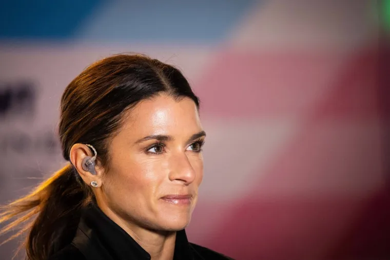 Atraktivna Danica ru&scaron;ila je barijere u sportu: Podr&scaron;ka Trumpu umalo ju je ko&scaron;tala svega