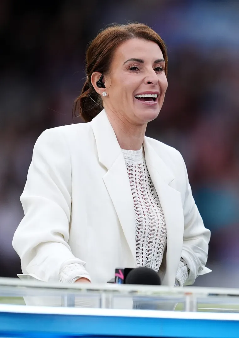 Od opro&scaron;tenih prijevara do sudskih sporova: Pogledajte transformaciju najpoznatije WAG-sice