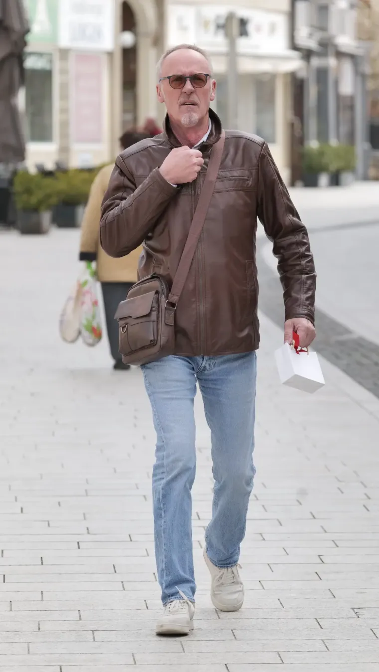 Tko je dama u tigrastom koja je odu&scaron;evila sve prolaznike u &scaron;etnji gradom?