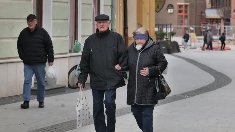 Tko je dama u tigrastom koja je odu&scaron;evila sve prolaznike u &scaron;etnji gradom?