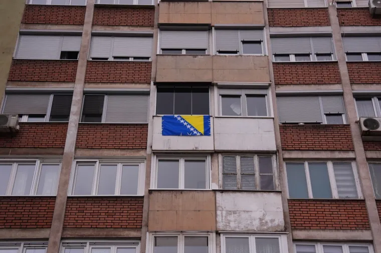 Ovo je Balkon koji vrijedi 500 eura za utakmicu s Italijom, ali sve poglede uzele su lijepe Bosanke