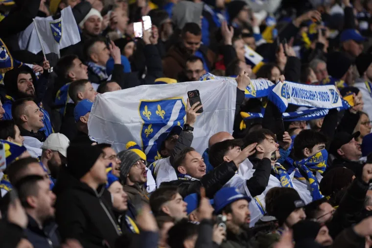 Luda noć u Zenici: Đoković nije jedini, pazite kakve su face do&scaron;le na utakmicu