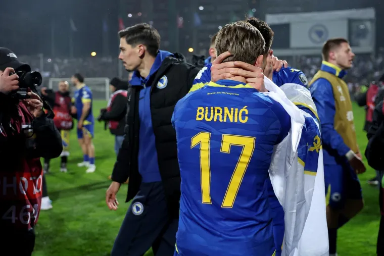 Pogledajte lica Talijana u Zenici nakon dramatičnog raspleta i kako je Džeko izgledao