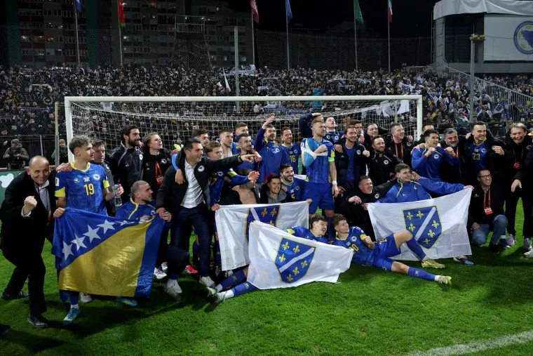 Pogledajte lica Talijana u Zenici nakon dramatičnog raspleta i kako je Džeko izgledao