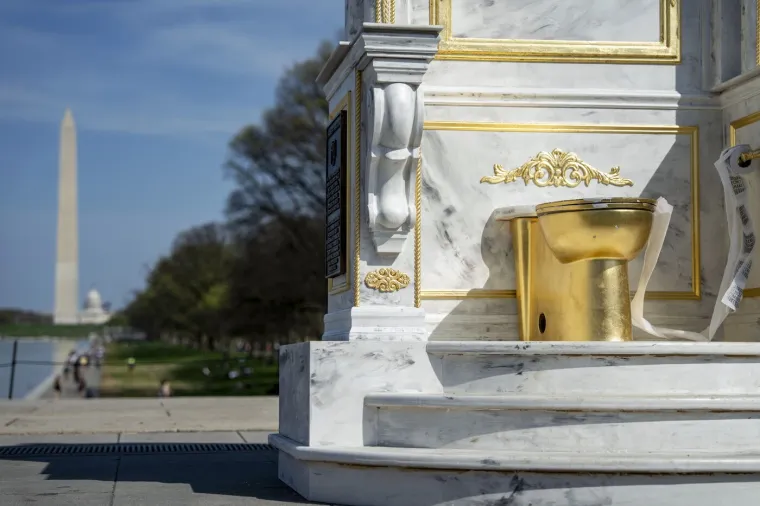 Imamo novi hit! Pogledajte veliko ruganje 'njegovom visočanstvu' Donaldu Trumpu