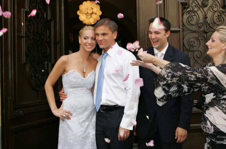 Bila je majstorica skandala i ljubiteljica opijata: Ovako je nekada partijala Simona Mijoković