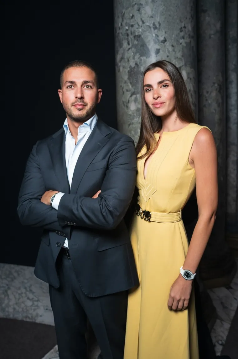 Turska glumica ima buran život: Zavela Brada Pitta, 'ukrala' muževe i upala u skandal s drogom