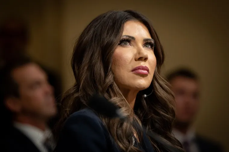 Zovu je 'Ice Barbika': Tko je kontroverzna Kristi o kojoj bruje svjetski mediji i Trump?