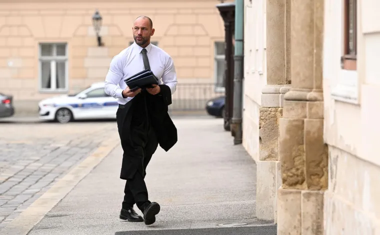 Sve oči uprte u Banske dvore! Pogledajte tko je sve do&scaron;ao na sastanak Plenkovića i Milanovića