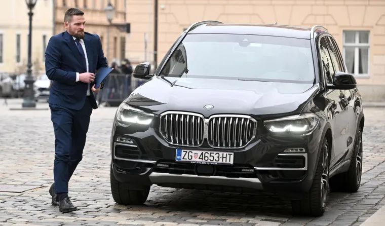 Sve oči uprte u Banske dvore! Pogledajte tko je sve do&scaron;ao na sastanak Plenkovića i Milanovića