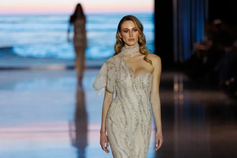 Spektakl u Zadru okupio poznate: Lijepa Laura Gnjatović predvodila manekenke