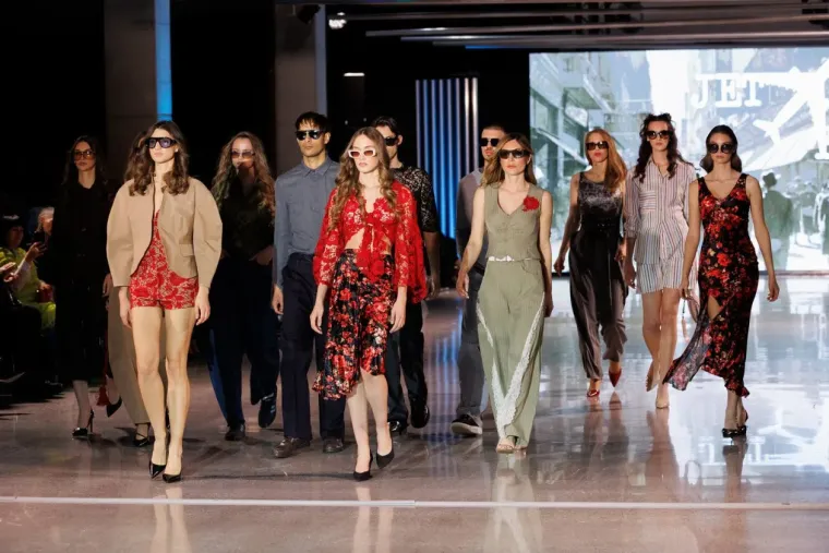 Spektakl u Zadru okupio poznate: Lijepa Laura Gnjatović predvodila manekenke