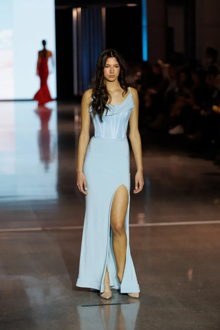 Spektakl u Zadru okupio poznate: Lijepa Laura Gnjatović predvodila manekenke