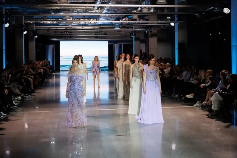 Spektakl u Zadru okupio poznate: Lijepa Laura Gnjatović predvodila manekenke