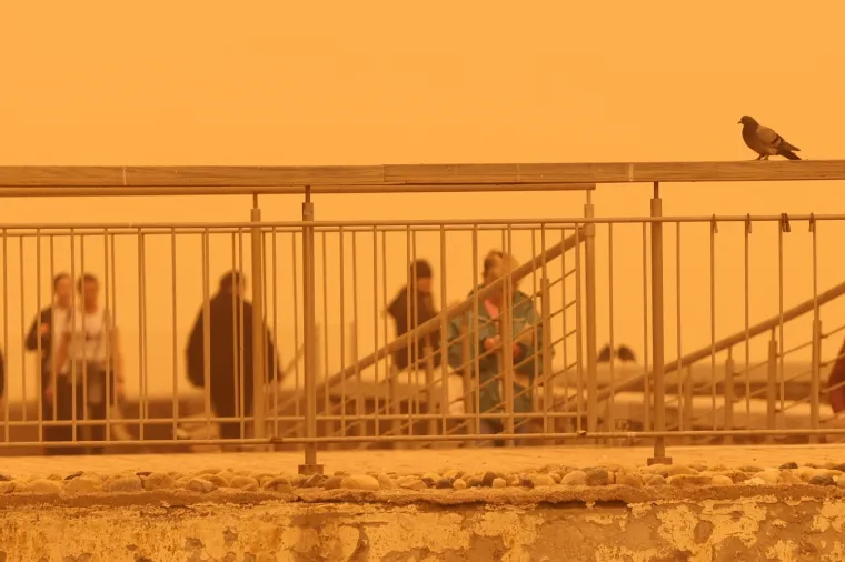 Apokaliptične scene iznad popularnog otoka: 'Ostanite u kućama!'