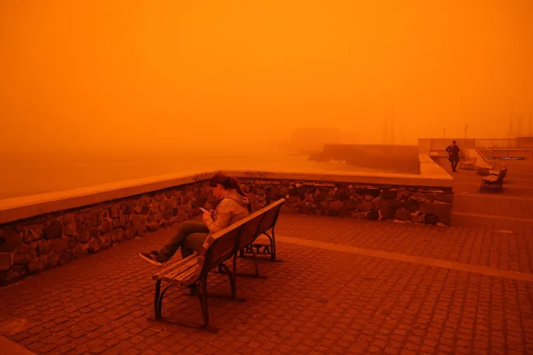 Apokaliptične scene iznad popularnog otoka: 'Ostanite u kućama!'