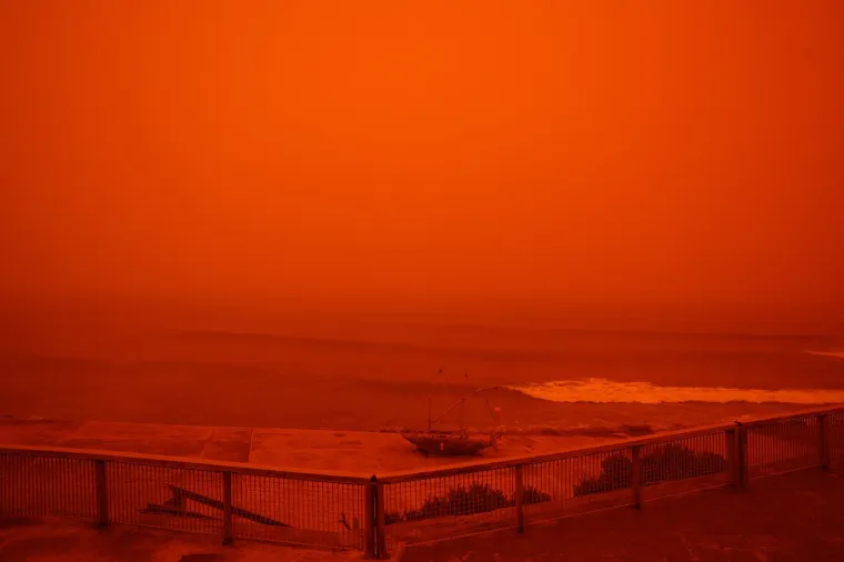 Apokaliptične scene iznad popularnog otoka: 'Ostanite u kućama!'