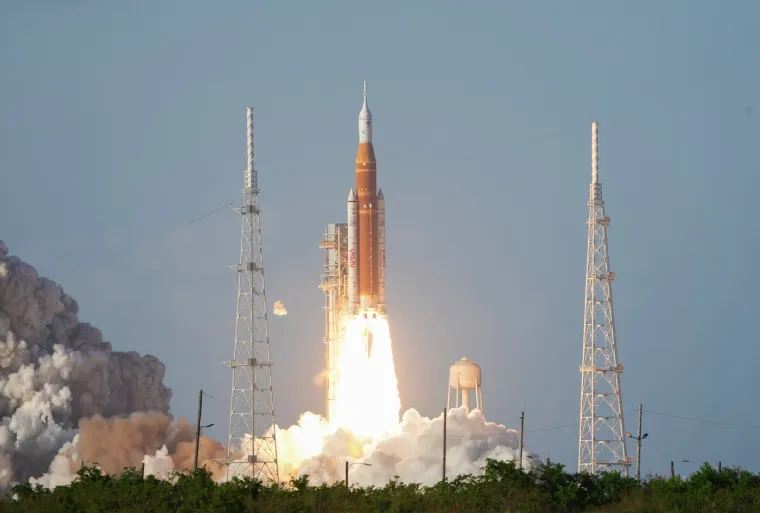 Spektakularni prizori: Pogledajte kako je izgledalo lansiranje rakete na Mjesec nakon 53 godine!