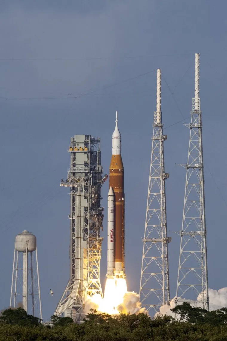 Spektakularni prizori: Pogledajte kako je izgledalo lansiranje rakete na Mjesec nakon 53 godine!