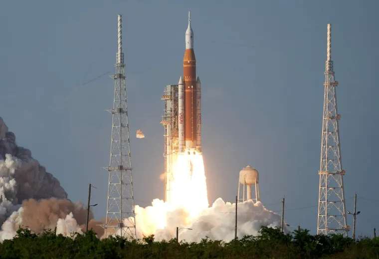 Spektakularni prizori: Pogledajte kako je izgledalo lansiranje rakete na Mjesec nakon 53 godine!