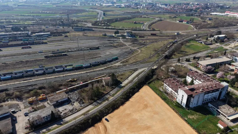 Te&scaron;ko je vjerovati da će iz ove pra&scaron;ine nastati spojnica koja će olak&scaron;ati život tisućama Zagrepčana