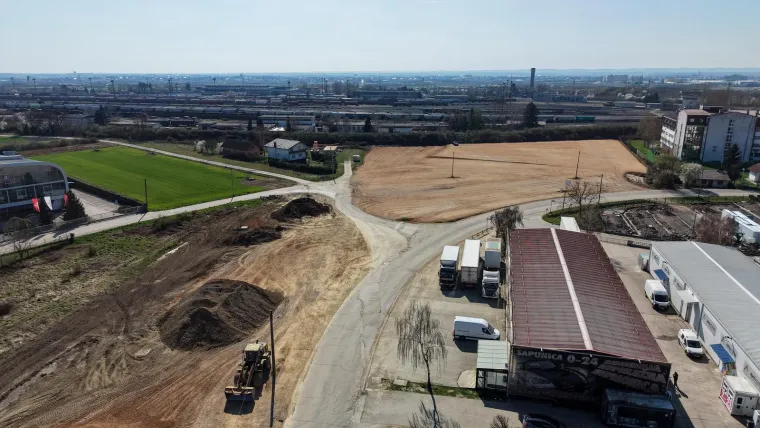 Te&scaron;ko je vjerovati da će iz ove pra&scaron;ine nastati spojnica koja će olak&scaron;ati život tisućama Zagrepčana