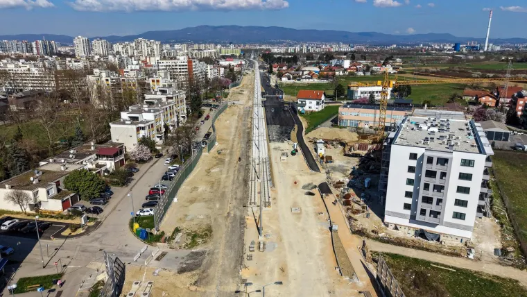 Te&scaron;ko je vjerovati da će iz ove pra&scaron;ine nastati spojnica koja će olak&scaron;ati život tisućama Zagrepčana