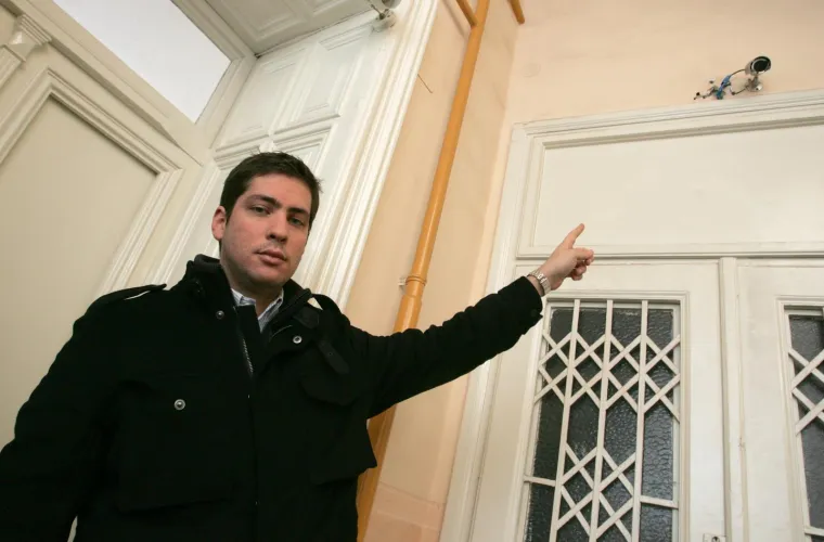 Gdje je danas Dikanov nasljednik? Uživa s lijepom odvjetnicom, a evo kako se mijenjao kroz godine