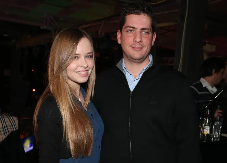 Gdje je danas Dikanov nasljednik? Uživa s lijepom odvjetnicom, a evo kako se mijenjao kroz godine