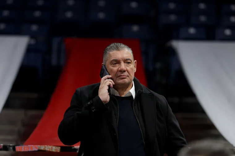 Moćni Srbin vodi hrvatske zvijezde i vlada europskom ko&scaron;arkom, a njegova kći osvaja Ameriku