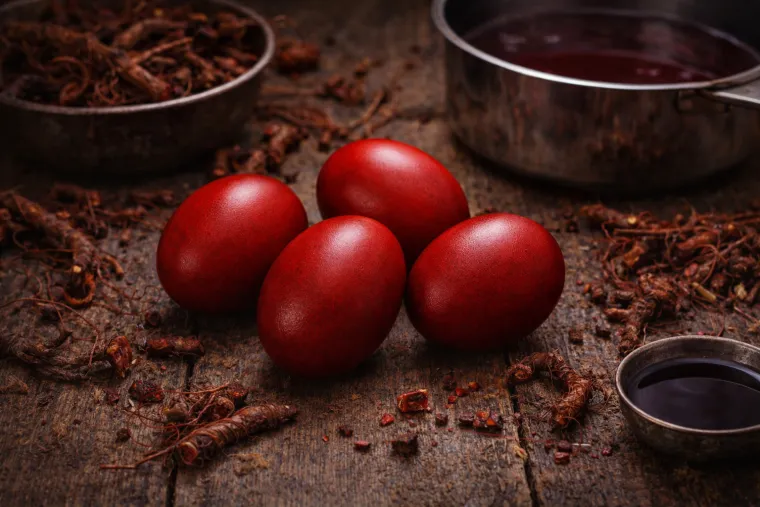 Od voska do čarape: Ovako su na&scaron;i preci ukra&scaron;avali uskrsna jaja, rezultati su bili očaravajući