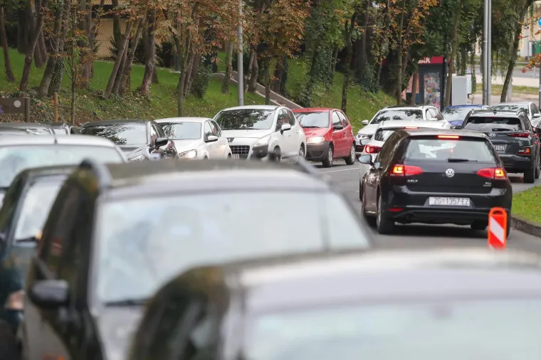 Kako smanjiti potro&scaron;nju? Stručnjaci otkrili zlatna pravila: Može se u&scaron;tedjeti čak 25 posto!