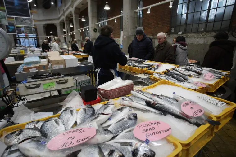 Ponuda riba na Veliki petak nikad veća, a kupaca nikad manje: Pogledajte ove cijene