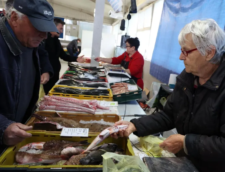 Ponuda riba na Veliki petak nikad veća, a kupaca nikad manje: Pogledajte ove cijene